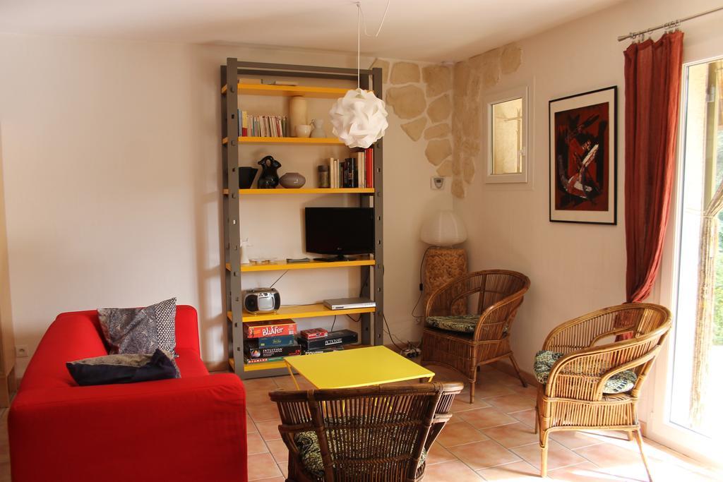Villa A L'Est D'Uzes Saint-Siffret Exterior foto